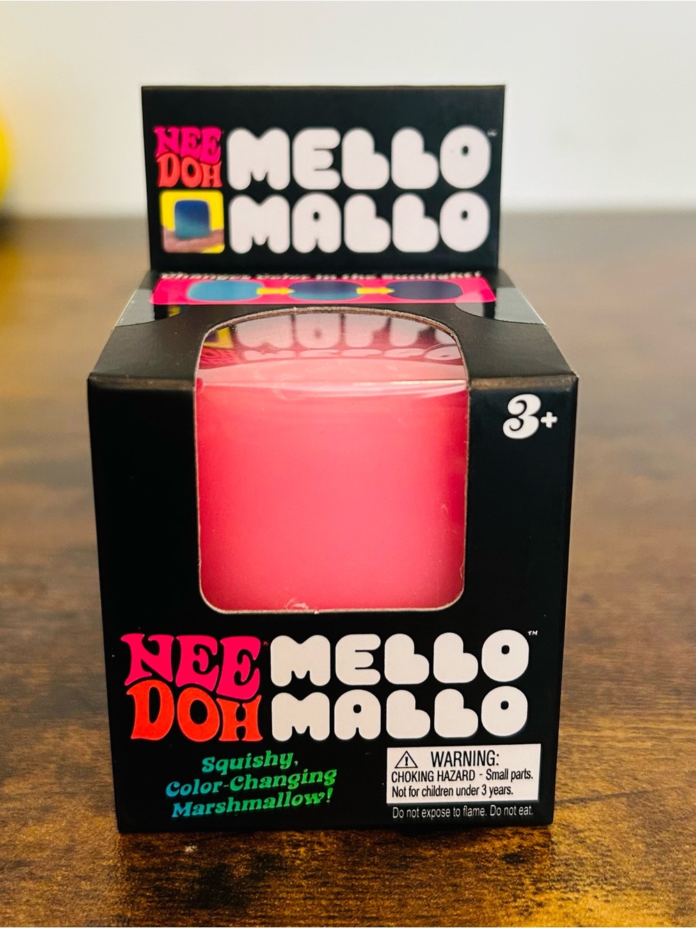 Mello Mallo Pink Color-Changing Marshmallow Squishy